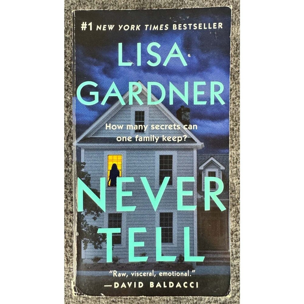 Never Tell by Lisa Gardner (Paperback)